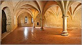 Abbaye cistercienne de Noirlac - le cellier - CHER 18 (CANON 5D + EF 24mm L F1,4 USM)