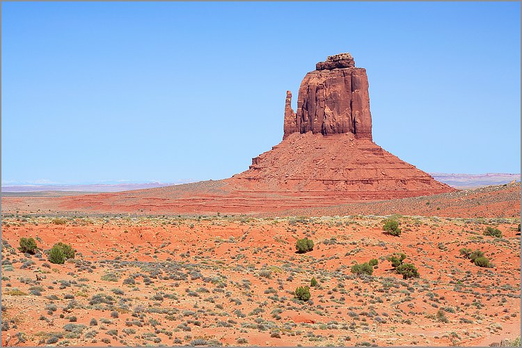 Monument Valley (Navajo Tribal Park) photo réalisée avec CANON 5D + EF 100 macro  F2,8