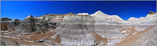 Petrified Forest National Park - Blue Mesa en vue panoramique (Ouest USA) (CANON 5D + EF 24mm L F1,4)